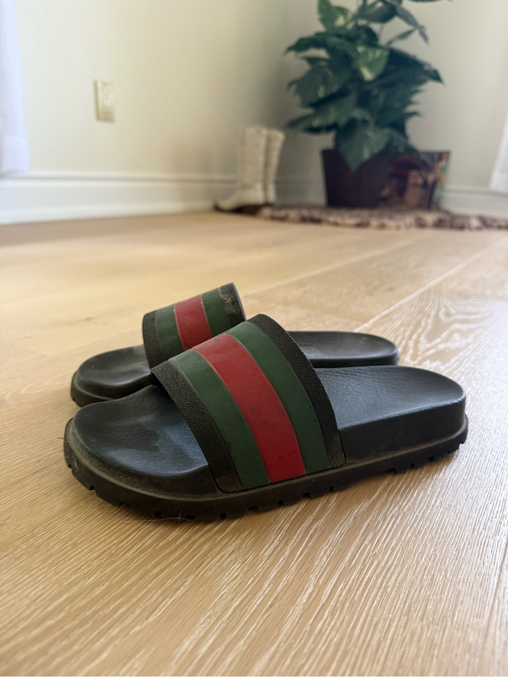 Gucci Black Slides with Green and Red Striped Strap
